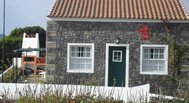 Adega Ilhéu, Rezervovat Apartmán Hotely v Terceira s parkováním, Parkování