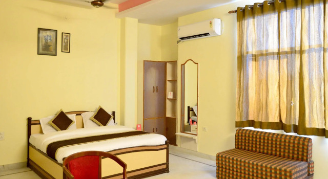 Collection O 7238 Hotel Mansarovar Palace, Забронировать Отель Отели штата Раджастхана с завтраком, Завтраки