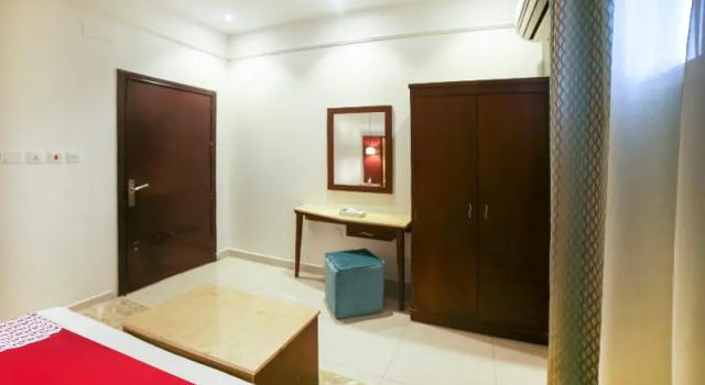 Студия OYO 401 Al Zaidan For Furnished Units