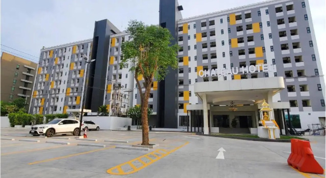 Chateau Hotel & Apartments