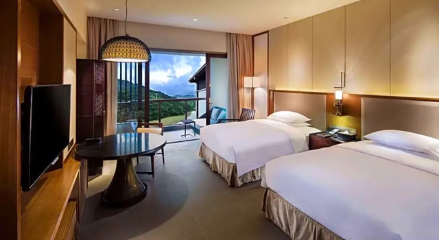 Номер Deluxe Hilton Huizhou Longmen Resort