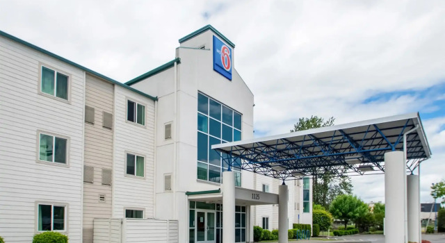Motel 6-Portland, OR - North, จอง โมเทล พอร์ตแลนด์ Willamette Valley