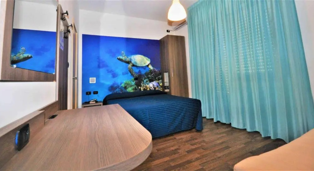Трёхместный номер Standard с видом на море Hotel Miramare