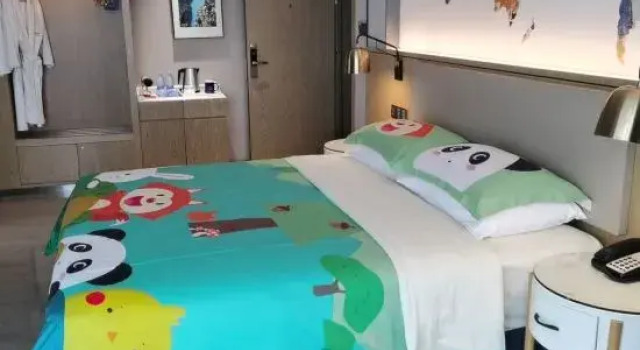 Семейный люкс Superior Kyriad Marvelous Hotel (Chenzhou Municipal Government)