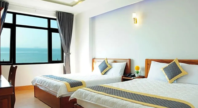 Четырёхместный номер Standard с видом на море SEASIDE HOTEL