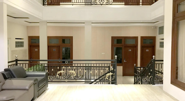 Hillside Suite Guest House
