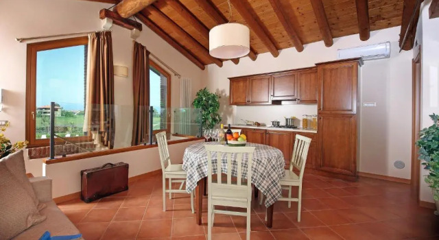 Апартаменты с 2 комнатами Residence Borgo Mondragon