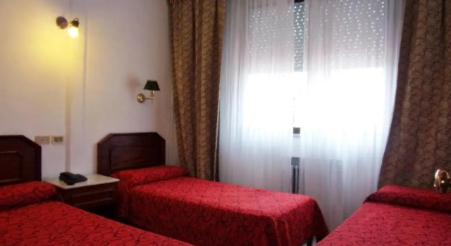 Трёхместный номер Standard Hotel Tres Sargentos