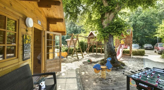 Strandhotel Nordischer Hof, Забронировать Отель Кюлунгсборн Мекленбург-Померания