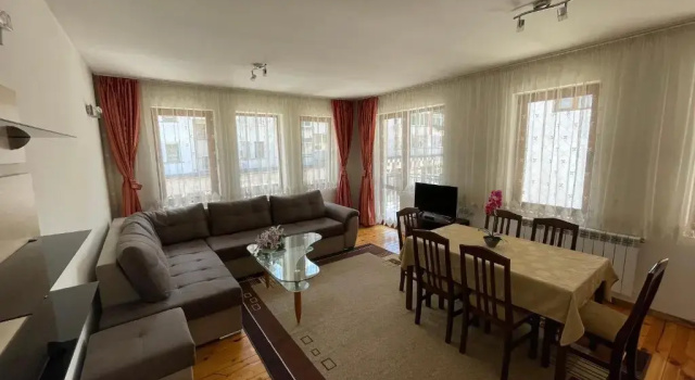 Апартаменты c 1 комнатой с балконом и с красивым видом из окна Guest Rooms Biju