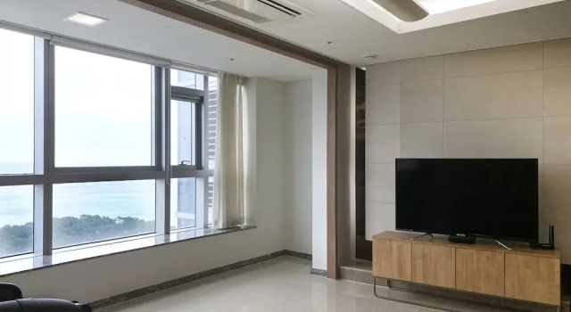 Aratrium Hotel