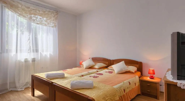 Apartman D&D, Dvorine 63