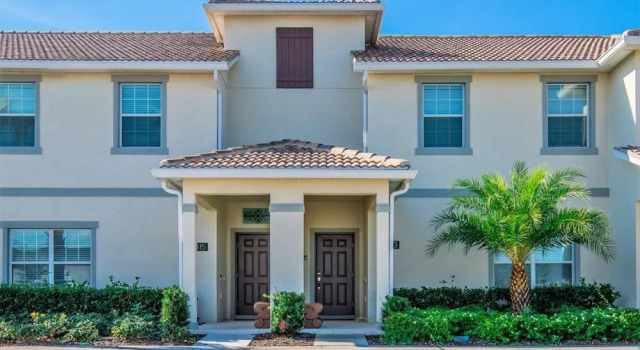Amazing Townhouse! Storey Lake - 4813CS