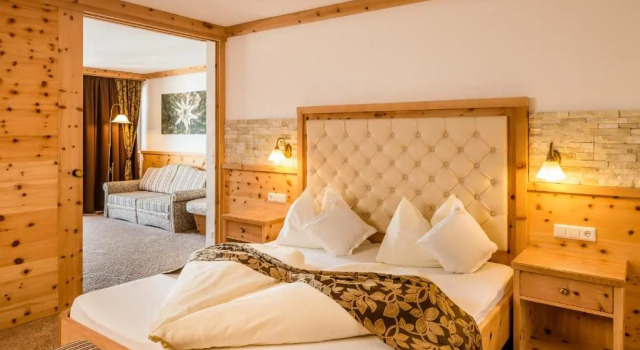Люкс с видом на горы Hotel Edelweiss