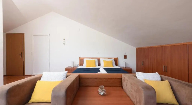 Студия-апартаменты с видом на море Sunset Beach Suites