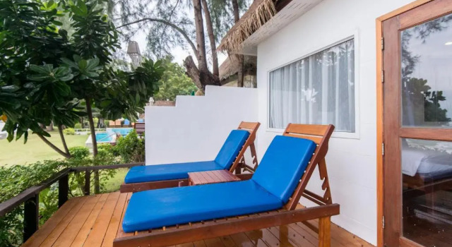 Номер Deluxe рядом с пляжем TwinBay Resort