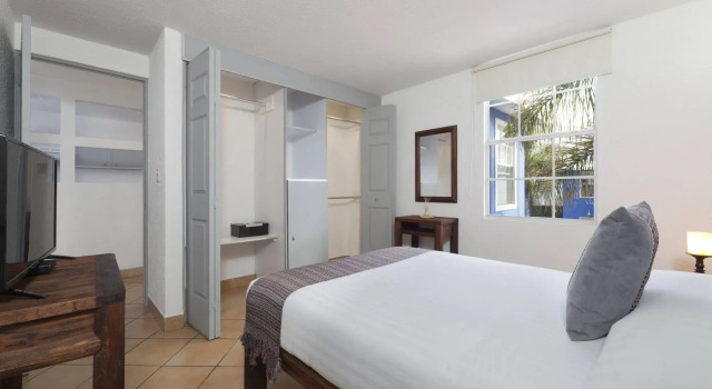 Villas Magnolias, Rezerwuj Hotel Hotele w State of Puebla z parkingiem, Parking