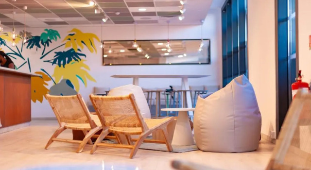 Апартаменты с 2 комнатами Apparthotel Privilodges Toulon Centre Gare