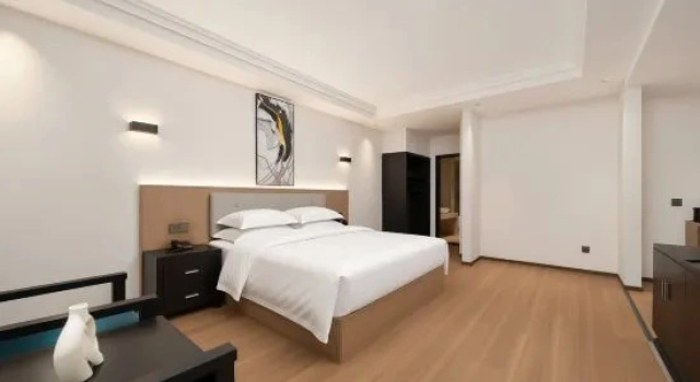 Люкс Jiulong Liscal Hotel (Youzhou Ancient City Taohuayuan Branch)