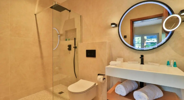 Номер Deluxe Hostellerie La Farandole