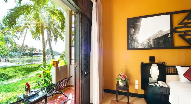 Двухместный номер Superior с балконом Hoi An Beach Resort