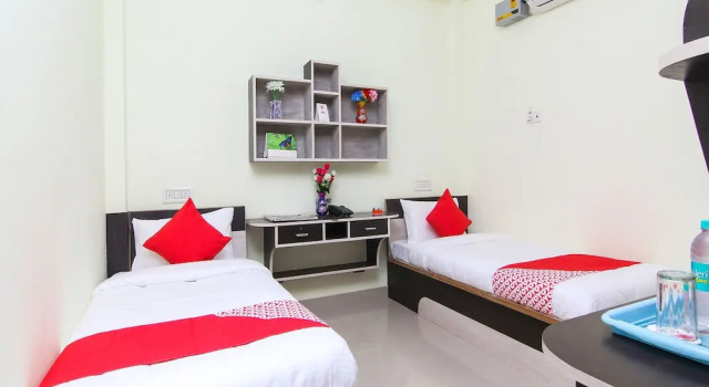OYO 12446 Shree Sai Guest House, Забронировать Гостевой дом Отели Аллахабад с завтраком, Завтраки