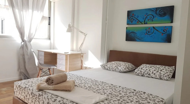 Кровать в общем номере с 6 комнатами с балконом Erra - Berry - Athens Center,180m²,Big Balconies,6 BD,3 BATH