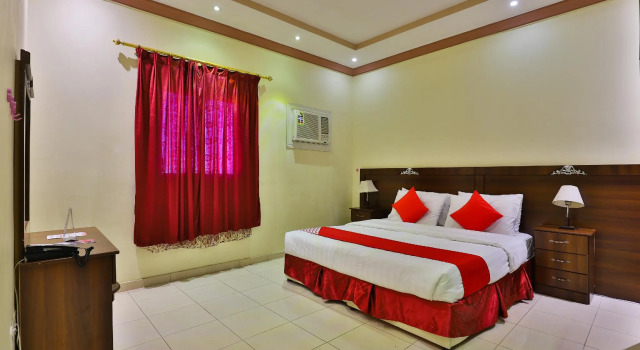 OYO 273 Star Yanbu Hotel Suites, Забронировать Отель Янбу Эль-Мадина, рядом с Yanbu Mall