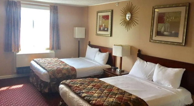 Winnisquam Lake Inn, Buchen Sie Hotel Tilton 