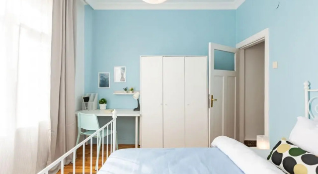 Colorful Flat With Excellent Location Near Trendy Attractions in Kadikoy, Boek Appartement Kadıköy 