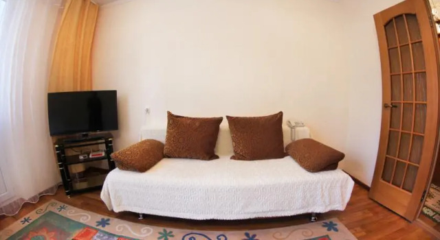 Almaty Home Samal-2 Dom 75, Prenota Appartamento Almaty Kazakistan
