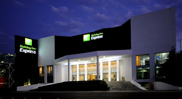 Holiday Inn Express Toluca, Rezervovat Hotel Hotely v State of Mexico se snídaní, Snídaně