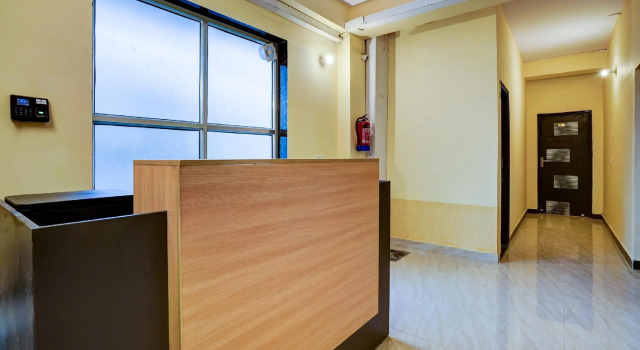 OYO Flagship 76461 Choudhary House Sector 11