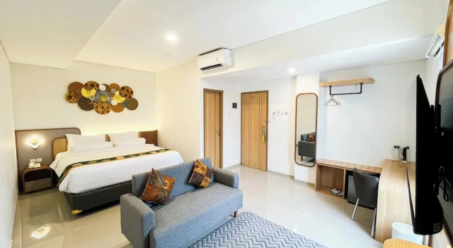 Doppel Junior-Suite mit Stadtblick Front One Budget Boyolali