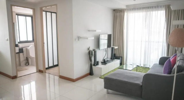 Le Cote, Thonglor Soi 8