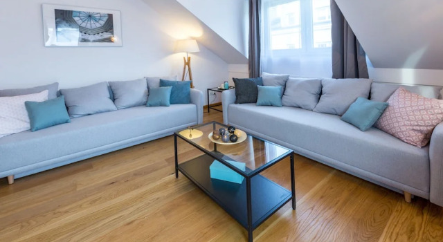 Апартаменты Friendhouse Apartments - Train Station Area