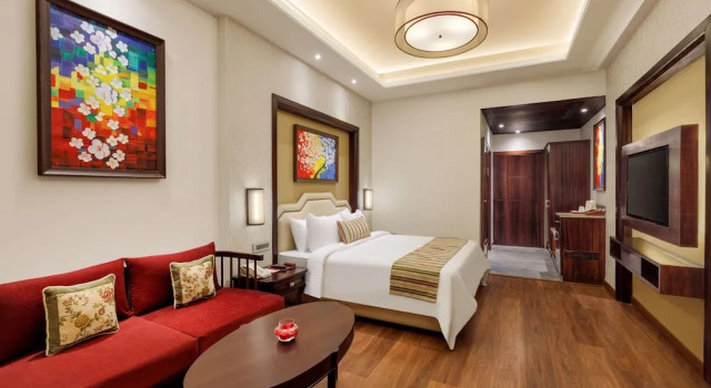 Номер Superior Sarovar Portico Dehradun
