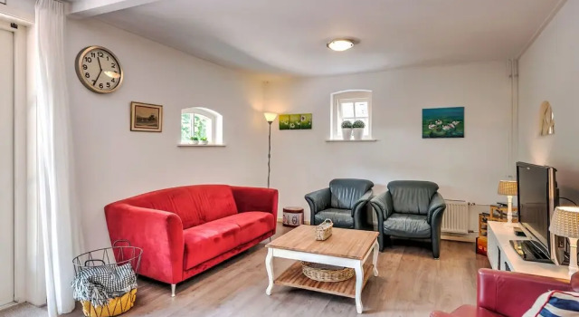 Restful Holiday Home With a Private Terrace and Hottub, Book Hotel SPA Hotels in Groningen, SPA