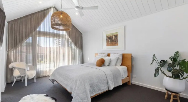Palm Beach Luxe Townhouse walk to Beach, Prenota Appartamento  
