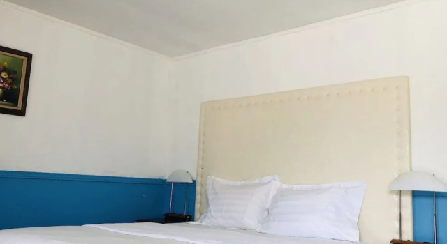 Manor Motel