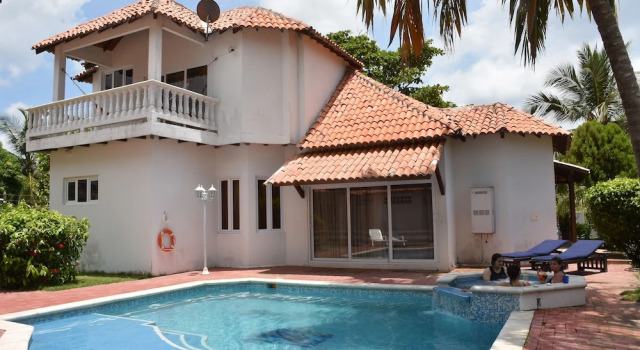 Коттедж с 5 комнатами Condominio Atlantis