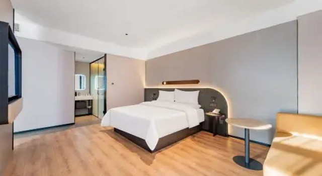 Люкс Deluxe Jinjiang Hotel (Hohhot Chengjisihan West Street TV Station)