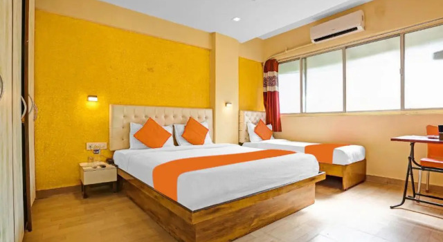 Номер Deluxe FabHotel Dream Palace