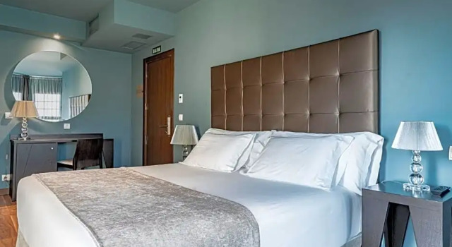 Двухместный номер Superior Pamplona Catedral Hotel
