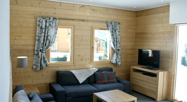 Apartment with 2 Bedrooms in Les Gets, with Wonderful Mountain View, Furnished Garden And Wifi - 50 M From the Slopes