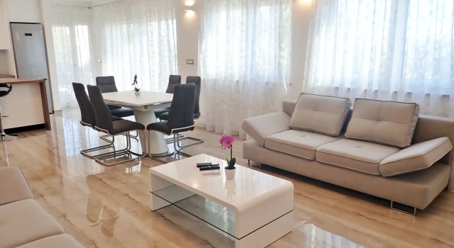 Apartments in Starigrad-Paklenica, modern and comfortable
