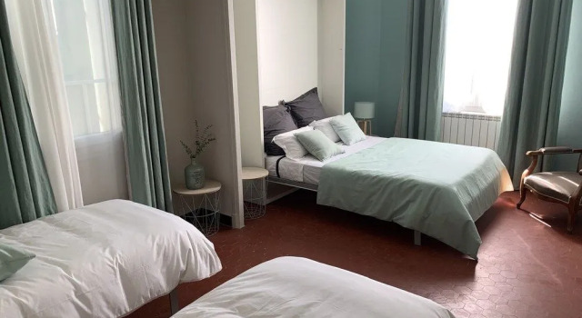 Villa Présence L'Oasis Chambres D'Hotes, Забронировать Вилла Тулон Var coast, рядом с Отель Де Артс