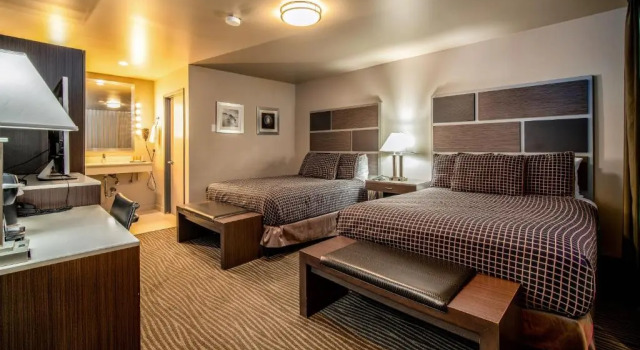 Четырёхместный номер Standard Crescent Bay Inn