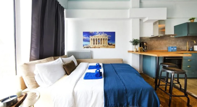Yourhome under Acropolis Roofdeck w.view, Забронировать Апартаменты/квартира Неос-Космос Афины, рядом с Холм Филопаппос