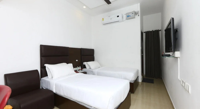 OYO Flagship 321 T Nagar Pondy Bazaar